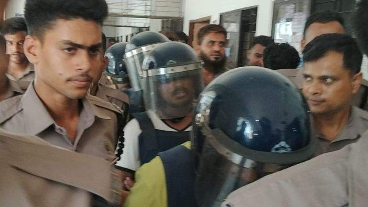 যুবদল নেতা মঈনের চার সহযোগী 