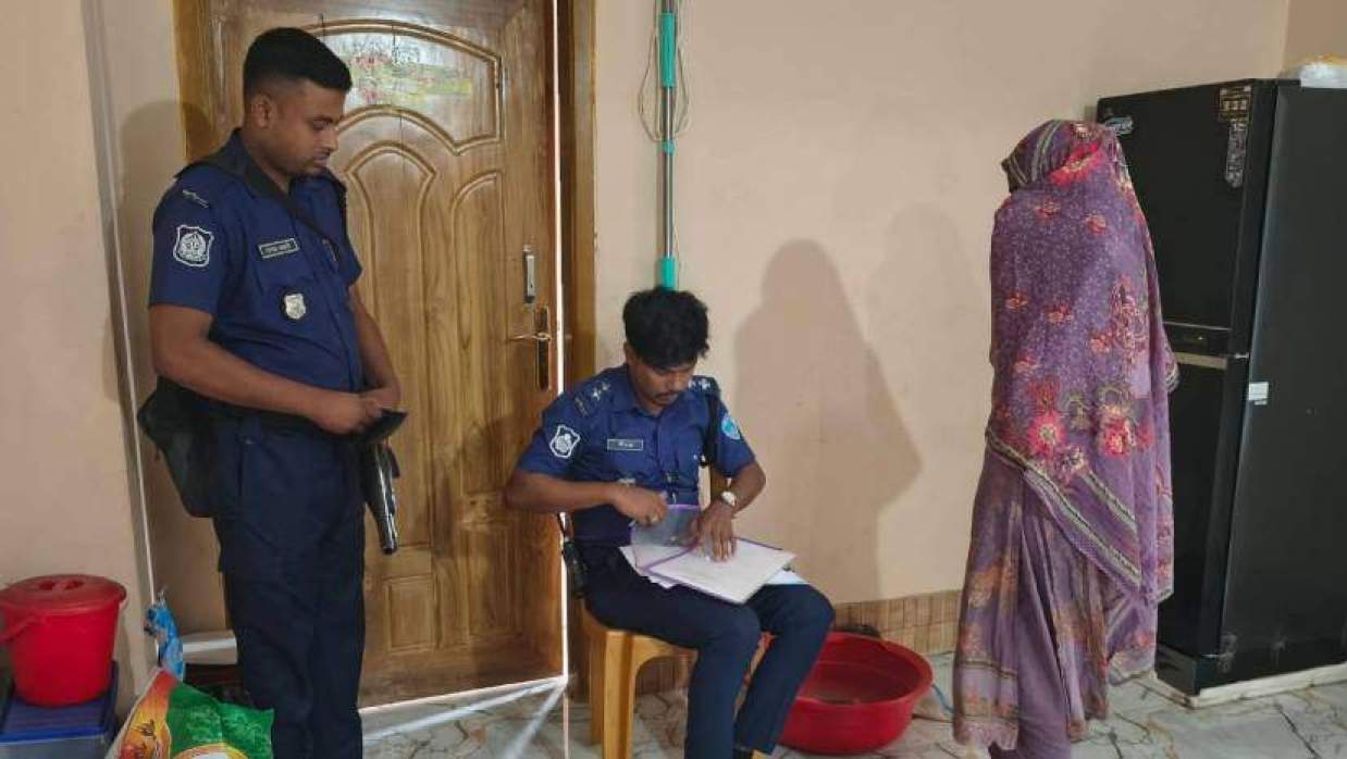 মাদ্রাসাশিক্ষকের ঝুলন্ত মরদেহ উদ্ধার