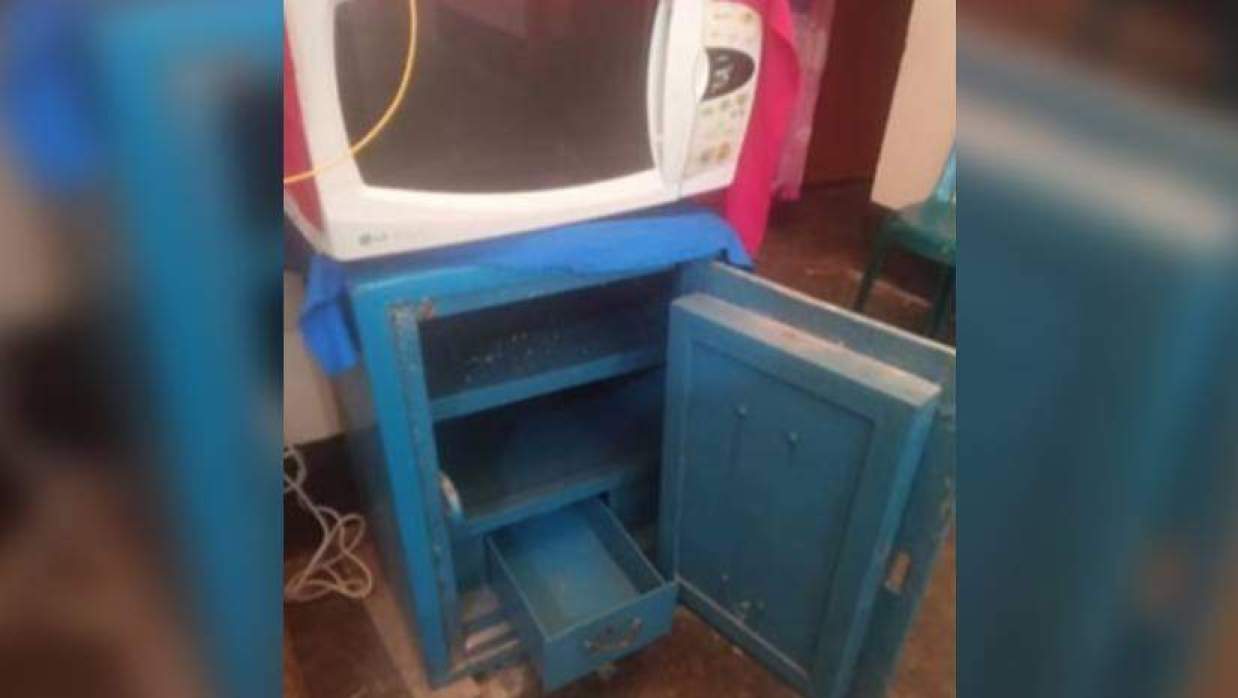 সাবেক সংসদ সদস্যের বাড়িতে চুরি