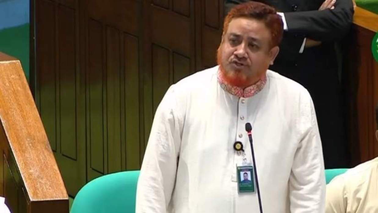 বিরোধী দলের এমপির বক্তব্যে ‘মন্ত্রী-টন্ত্রী’ অতঃপর...