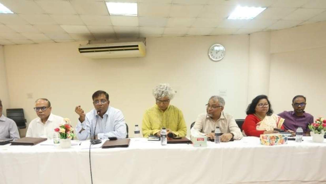 পাবলিক বিশ্ববিদ্যালয়ের ১ লাখ শিক্ষার্থীকে সফট স্কিলস ও নৈতিক প্রশিক্ষণ দেওয়ার চিন্তা