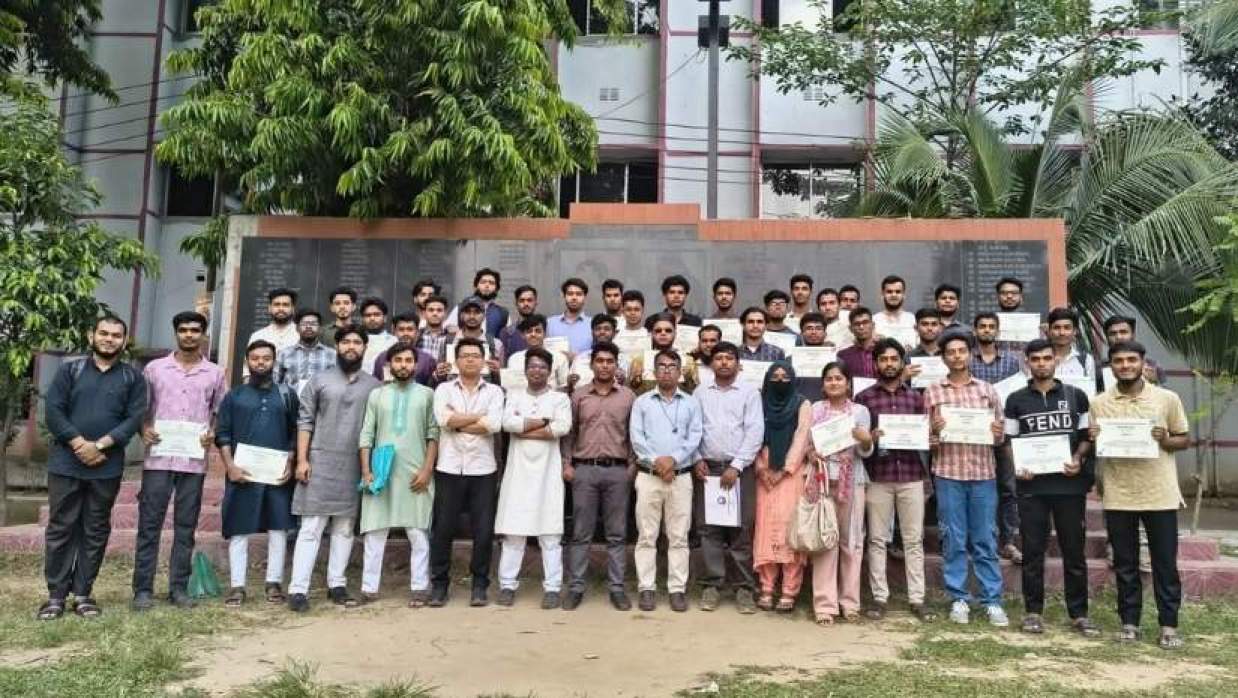 সতিকসাসের আয়োজনে সাংবাদিকতা বিষয়ক প্রশিক্ষণ কর্মশালা অনুষ্ঠিত 