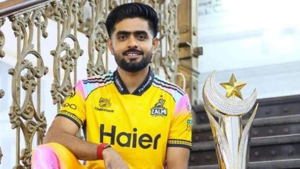 নতুন মাইলফলক স্পর্শ করলেন বাবর আজম