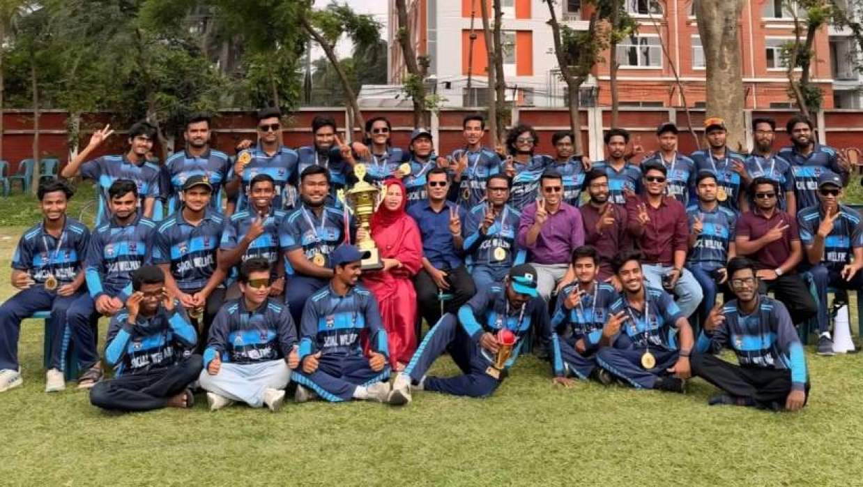 ঢাবির আন্তঃবিভাগ ক্রিকেটে চ্যাম্পিয়ন সমাজকল্যাণ ও গবেষণা ইনস্টিটিউট