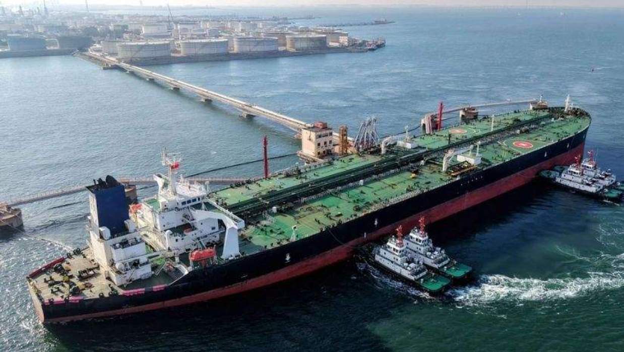 জ্বালানি রপ্তানি বন্ধ করল ইরান