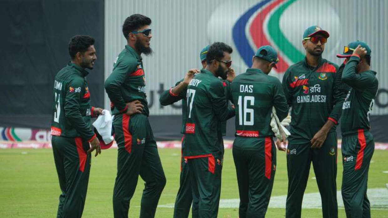 ম্যাচ শুরুর আগ মুহূর্তে বাংলাদেশের একাদশ নিয়ে নাটকীয়তা