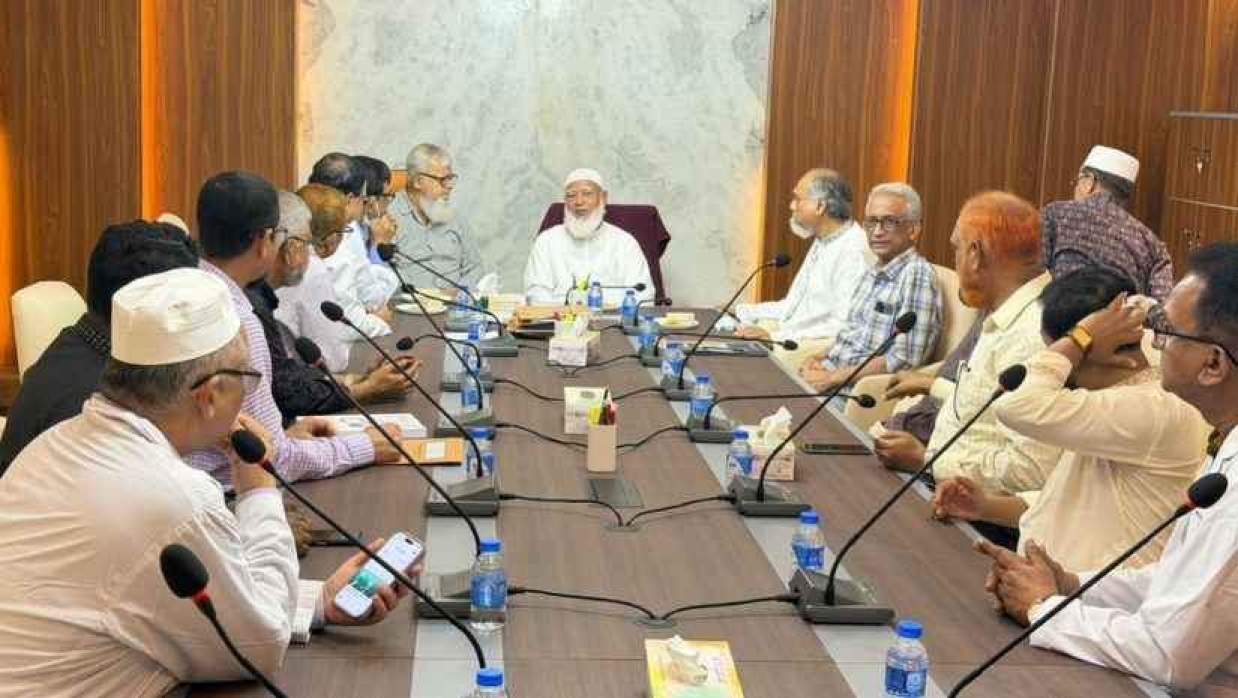 বাংলাদেশ শিশু হাসপাতালে প্রতিষ্ঠানটির চিকিৎসকদের সঙ্গে বৈঠক করেন জামায়াত আমির