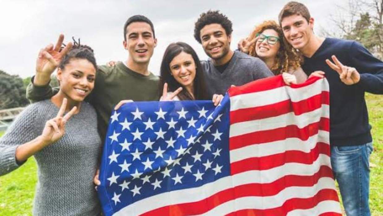 যুক্তরাষ্ট্রে স্কলারশিপে উচ্চশিক্ষা গ্রহণ করতে আগ্রহীরা জেনে নিন দেশটির সেরা সাত স্কলারশিপ সম্পর্কে