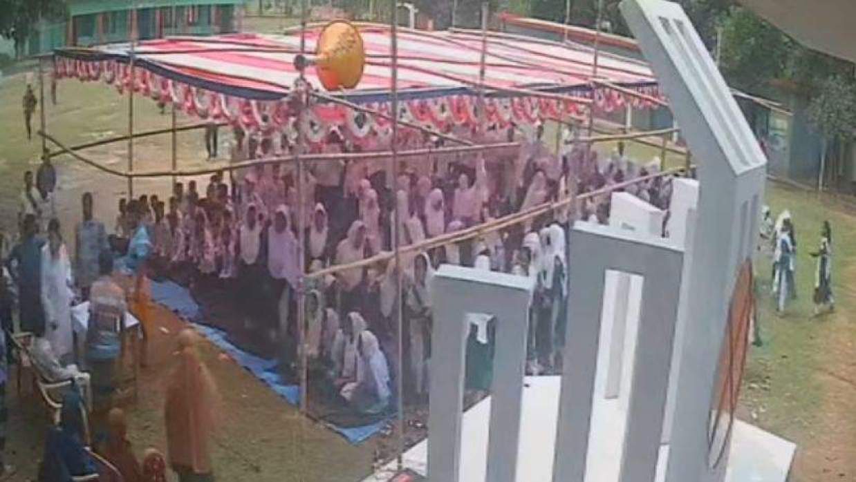 বিদায় অনুষ্ঠানে হট্টগোলের ভিডিও