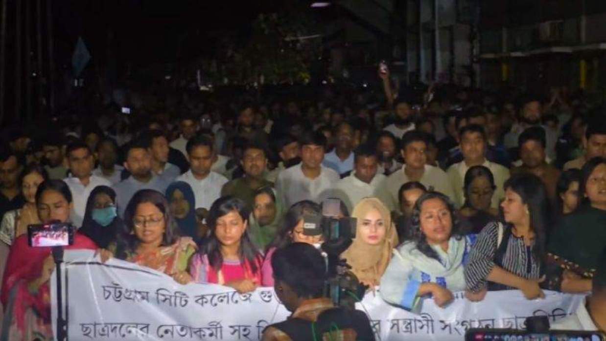 ঢাবিতে বিক্ষোভ ছাত্রদলের