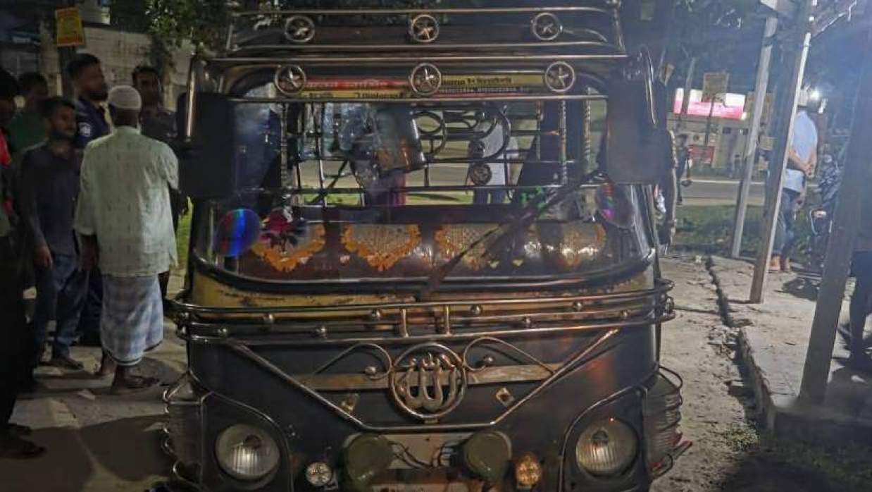 দুর্ঘটনাকবলিত মাহিন্দ্রা