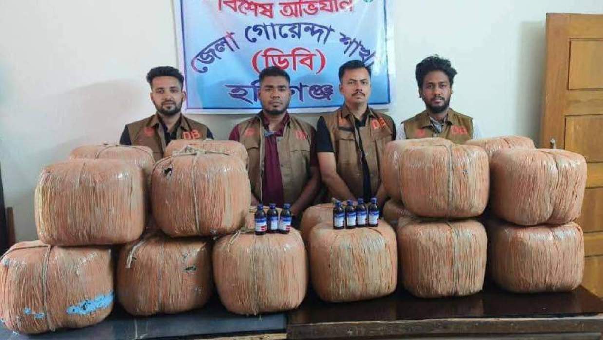 পুলিশের অভিযানে ১২৯ কেজি গাঁজাসহ নারী গ্রেপ্তার