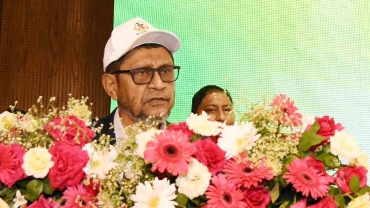 বক্তব্য রাখছেন স্বাস্থ্যমন্ত্রী সরদার মো. সাখাওয়াত হোসেন বকুল