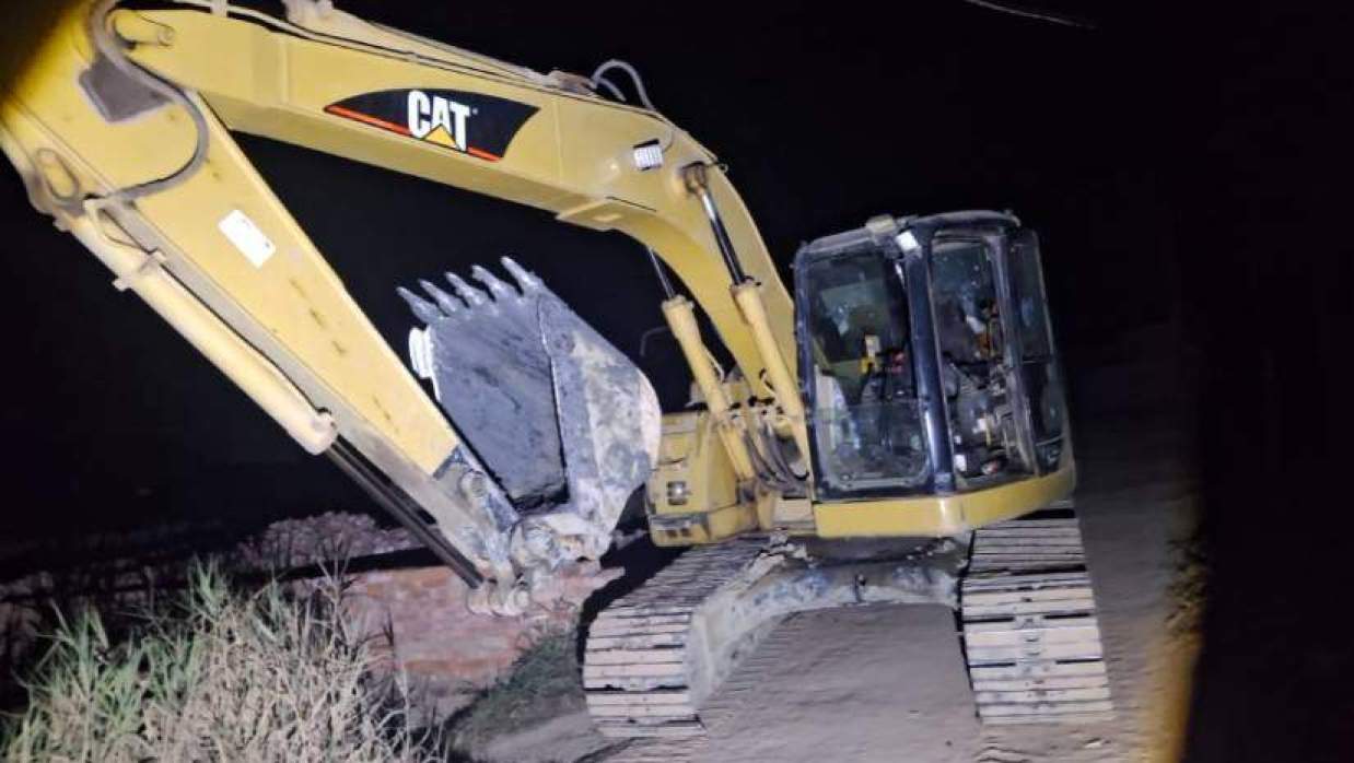 আটক করা এক্সক্যাভেটর