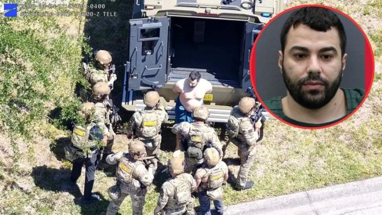 গ্রেপ্তারকৃত হিশাম 