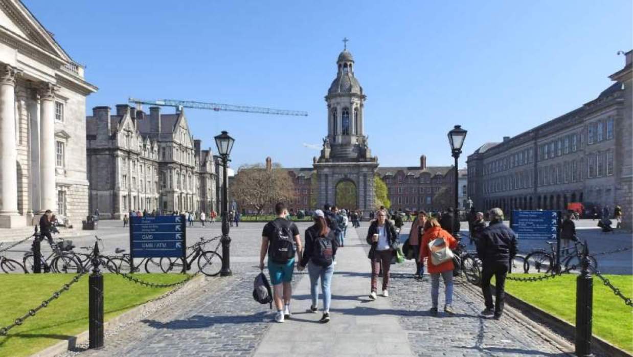 ইউরোপের আইসল্যান্ডে উচ্চশিক্ষা গ্রহণ করতে চাইলে জেনে নিন দেশটির বিভিন্ন বিষয়ে