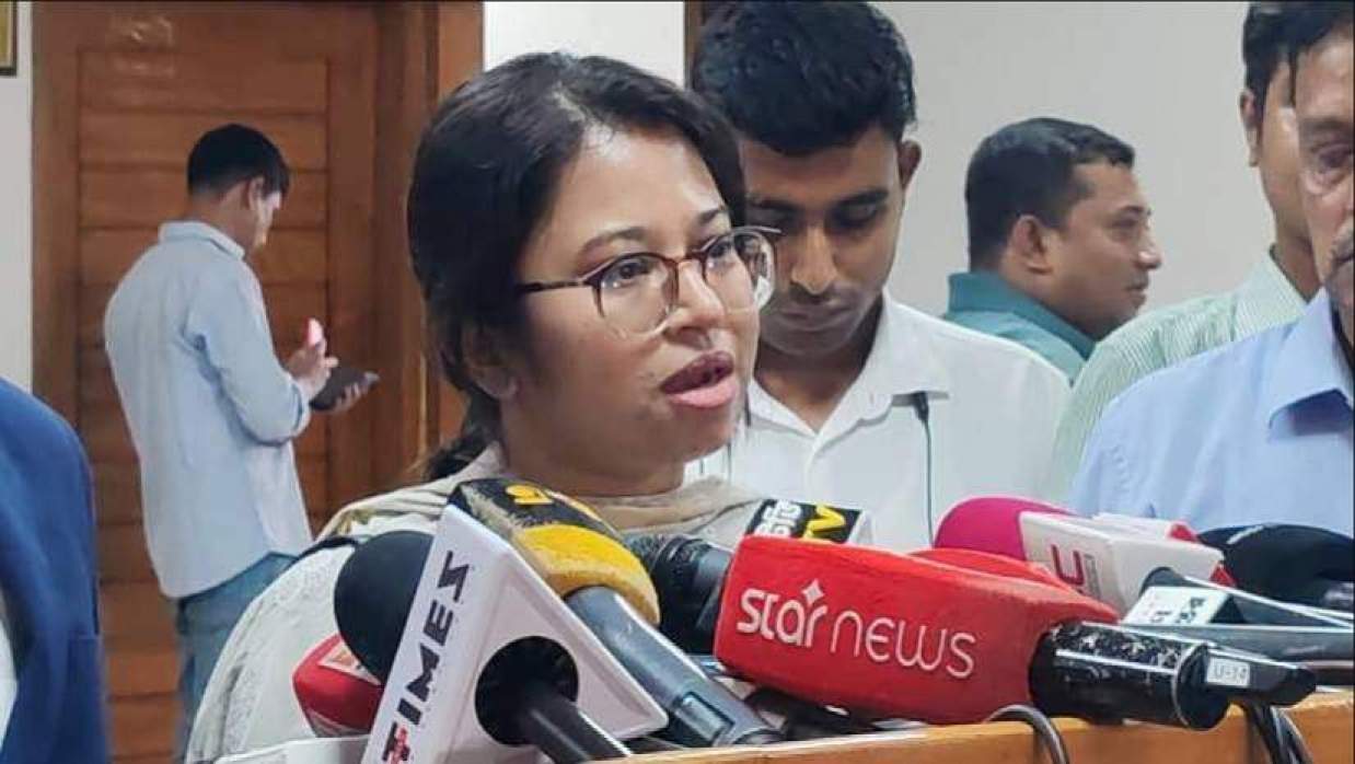 এনসিপির যুগ্ম আহ্বায়ক মনিরা শারমিন