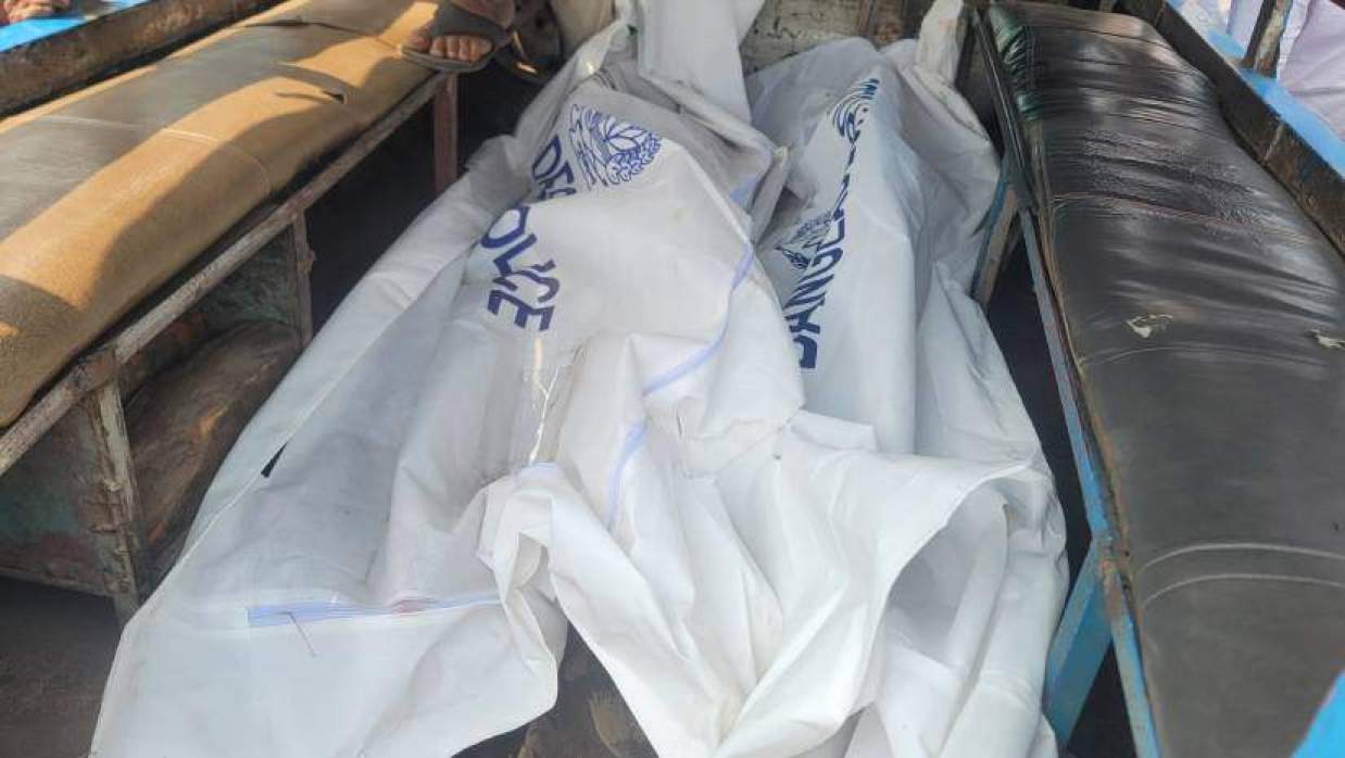 লেগুনায় দুজনের মরদেহ