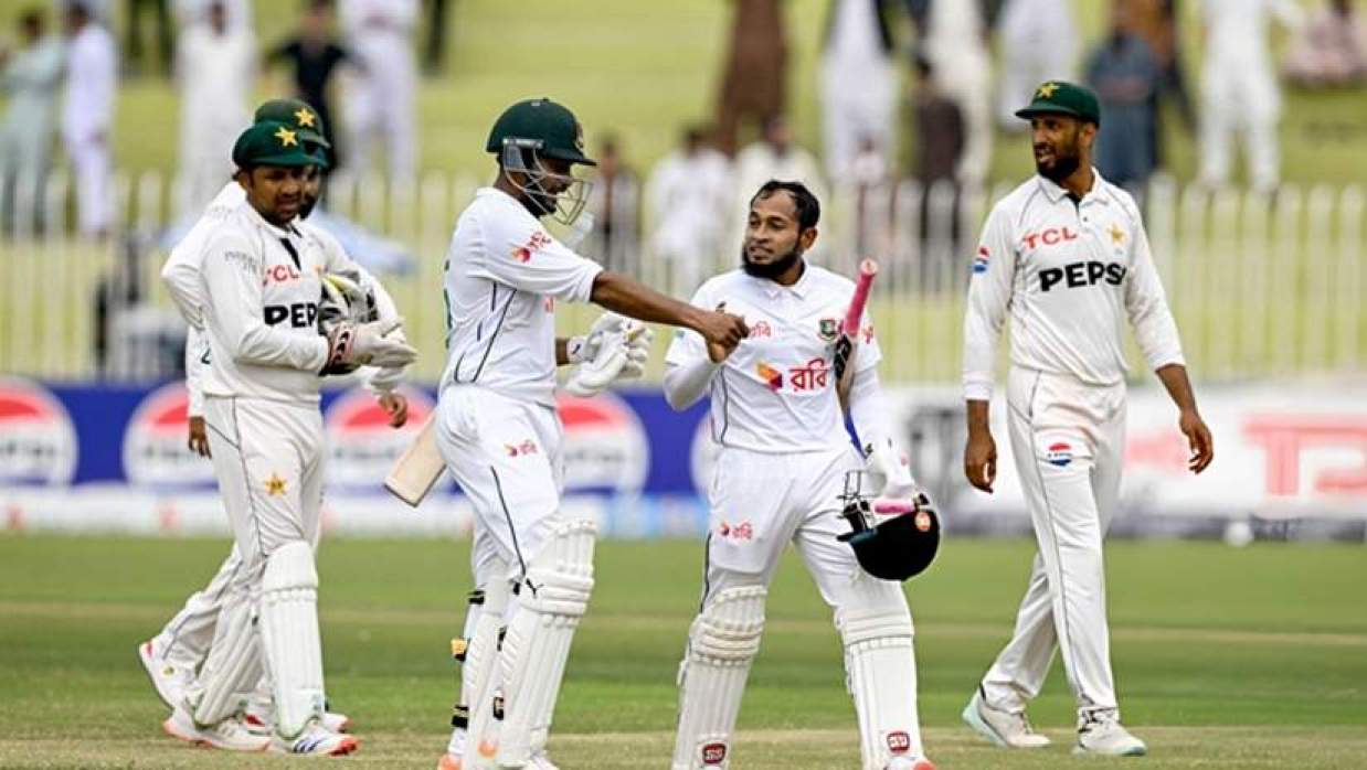 বাংলাদেশ-পাকিস্তান ম্যাচ