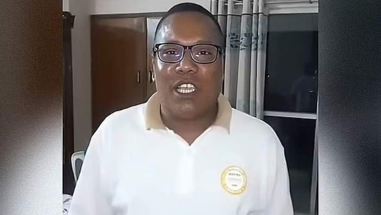 লাভলু মোল্লা শিশির