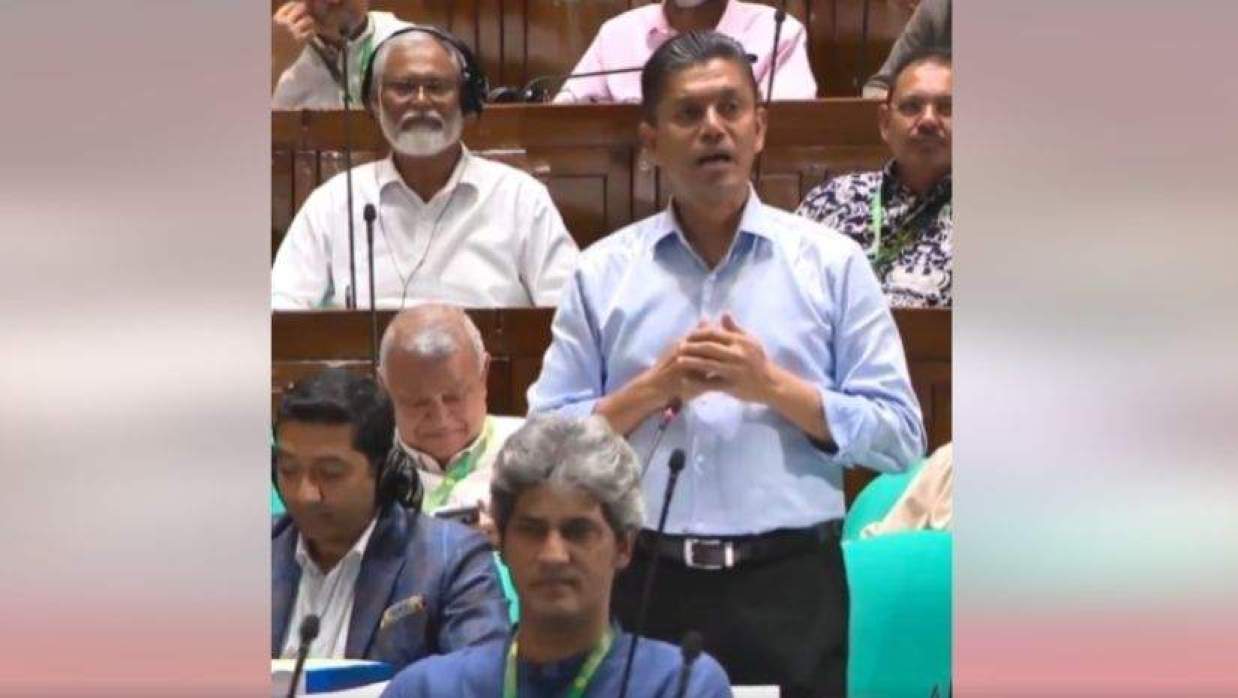 মব সৃষ্টি করে ক্যাম্পাসে অশান্তি সৃষ্টি শিক্ষার্থীদের সুখকর হবে না: সংসদে বকুল