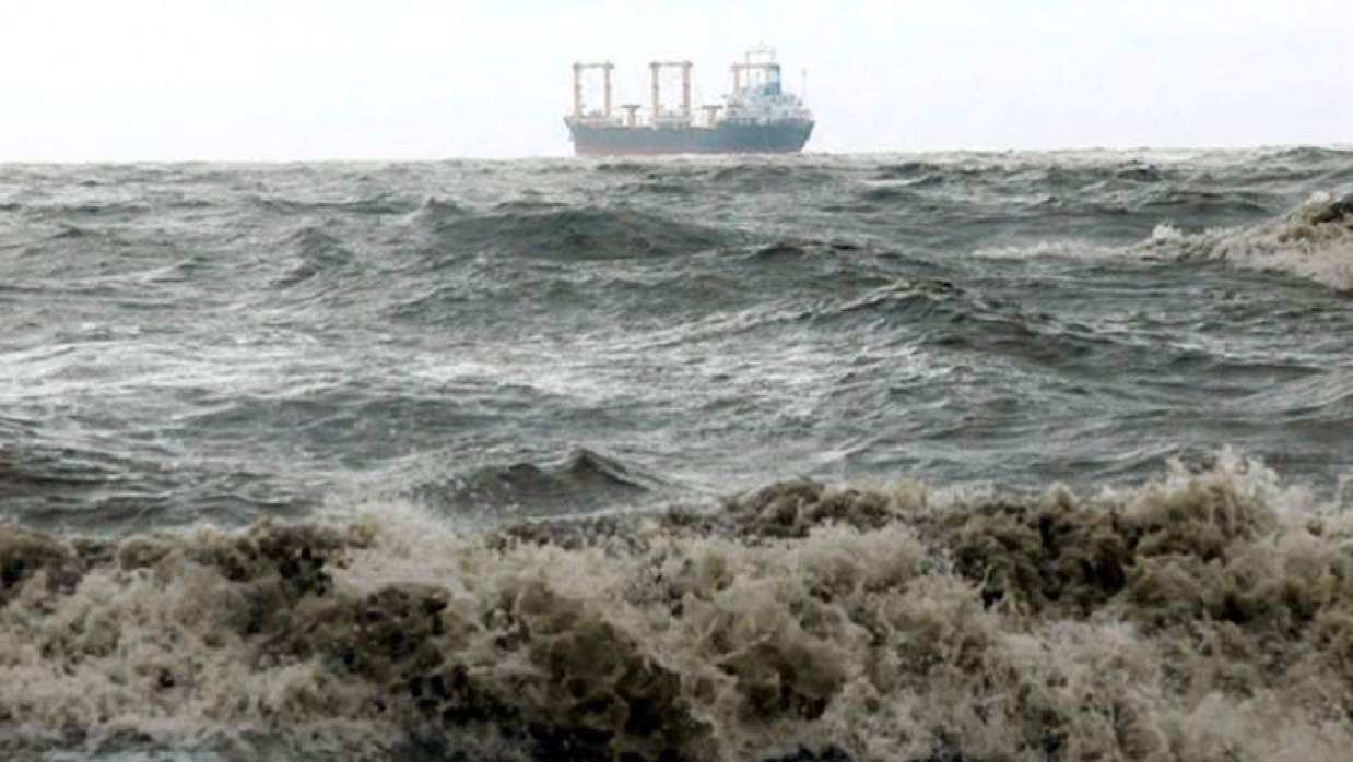 দেশের চার সমুদ্র বন্দরে ৩ নম্বর সতর্কতা সংকেত জারি করেছে বাংলাদেশ আবহাওয়া অধিদপ্তর