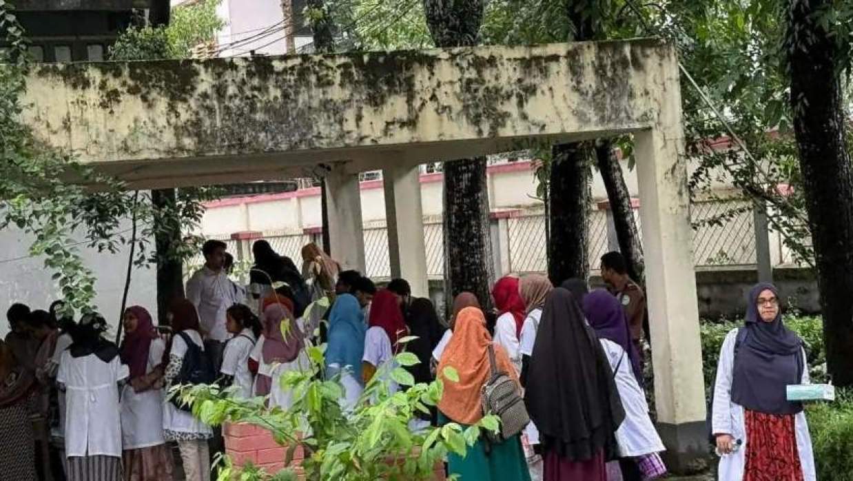 মঙ্গলবার দুপুরে আইডিসির নির্বাচন শুরু হয়