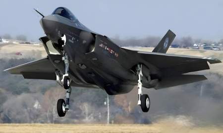 যুক্তরাষ্ট্রের সর্বাধুনিক প্রযুক্তির এফ-৩৫ যুদ্ধবিমান বিধ্বস্ত
