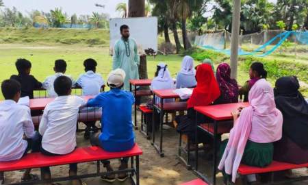 ঝড়ে উড়ে গেছে ছাউনি, খোলা আকাশের নিচে চলছে পাঠদান