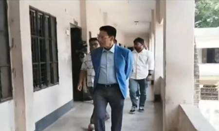 ঢাকার বাইরে এসএসসির দুই কেন্দ্রে হঠাৎ হাজির শিক্ষামন্ত্রী, অতঃপর...