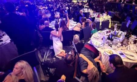 ট্রাম্পের নৈশভোজ অনুষ্ঠানে চালানো গুলি লাগে সিক্রেট সার্ভিস অফিসারের গায়ে