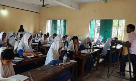 কালবৈশাখীর তাণ্ডবে বিপর্যস্ত মতলব উত্তর, মোমবাতি-চার্জার লাইটের আলোয় পরীক্ষা