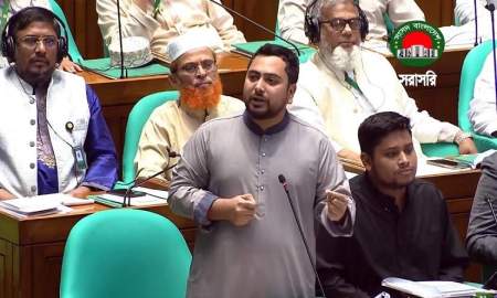 ঢাবি সাংবাদিকদের ওপর হামলায় পুলিশ কেন মামলা নেয়নি, স্বরাষ্ট্রমন্ত্রীকে প্রশ্ন নাহিদের