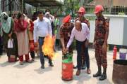 পিরোজপুর বিজ্ঞান ও প্রযুক্তি বিশ্ববিদ্যালয়ে অগ্নিনির্বাপণ ম…