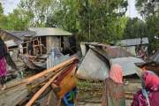 গাইবান্ধায় কালবৈশাখীর তাণ্ডবে ৩০ পরিবারের ঘরবাড়ি লন্ডভন্ড