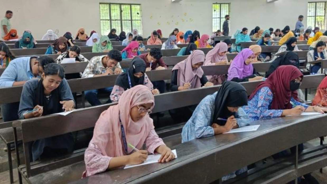 জাতীয় মানবাধিকার অলিম্পিয়াডে শিক্ষার্থীদের অংশগ্রহণ 