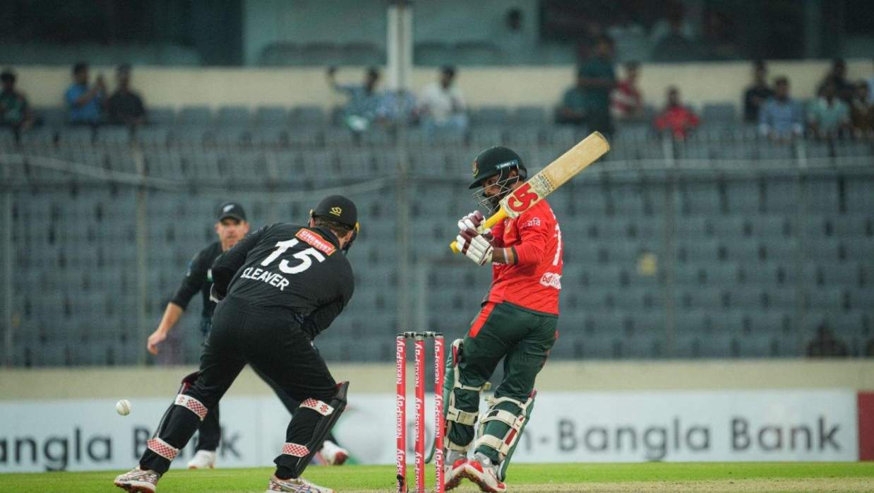 নিউজিল্যান্ডের বিপক্ষে ব্যাটিংয়ে লিটন কুমার দাম