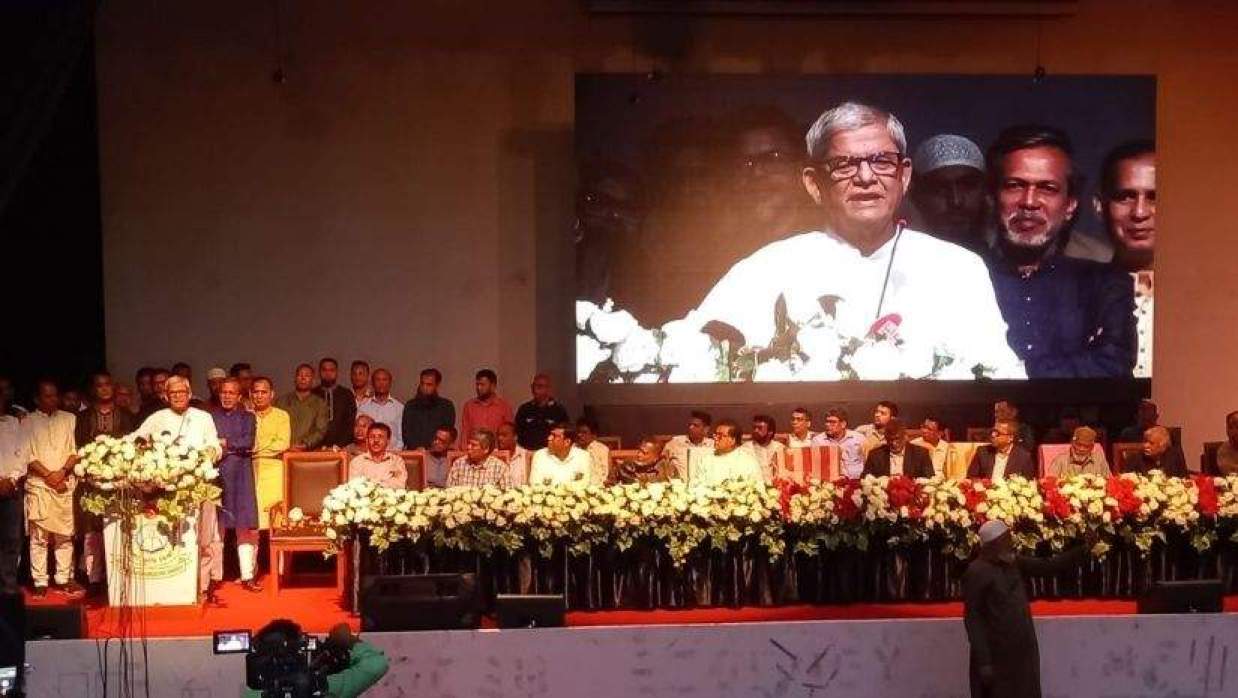 প্রধান অতিথির বক্তব্য দিচ্ছেন মির্জা ফখরুল