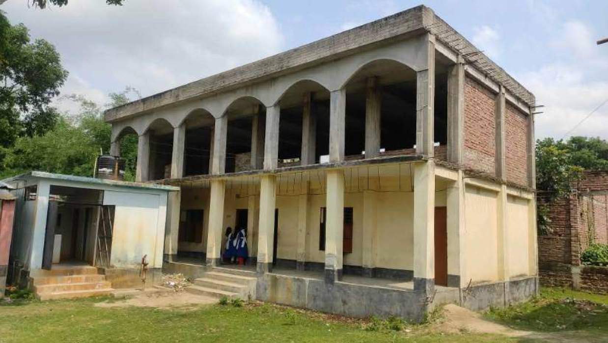 তালতলা সপ্তপল্লী উচ্চ বিদ্যালয় দোতলা ভবন