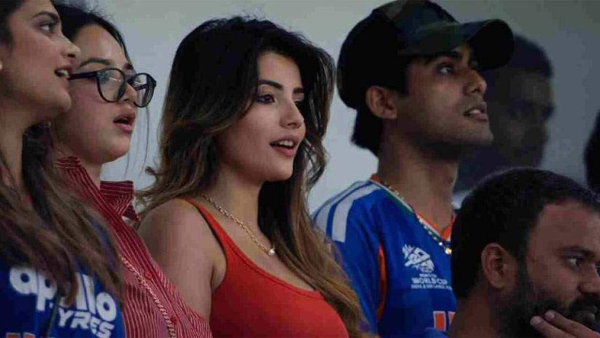 ‘গার্লফ্রেন্ড কালচার’ নিয়ে বিব্রত বিসিসিআই