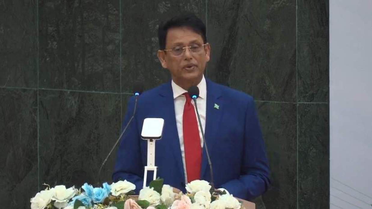 কর্মশালায় বক্তব্য দিচ্ছেন শিক্ষা এবং প্রাথমিক ও গণশিক্ষামন্ত্রী আ ন ম এহসানুল হক মিলন