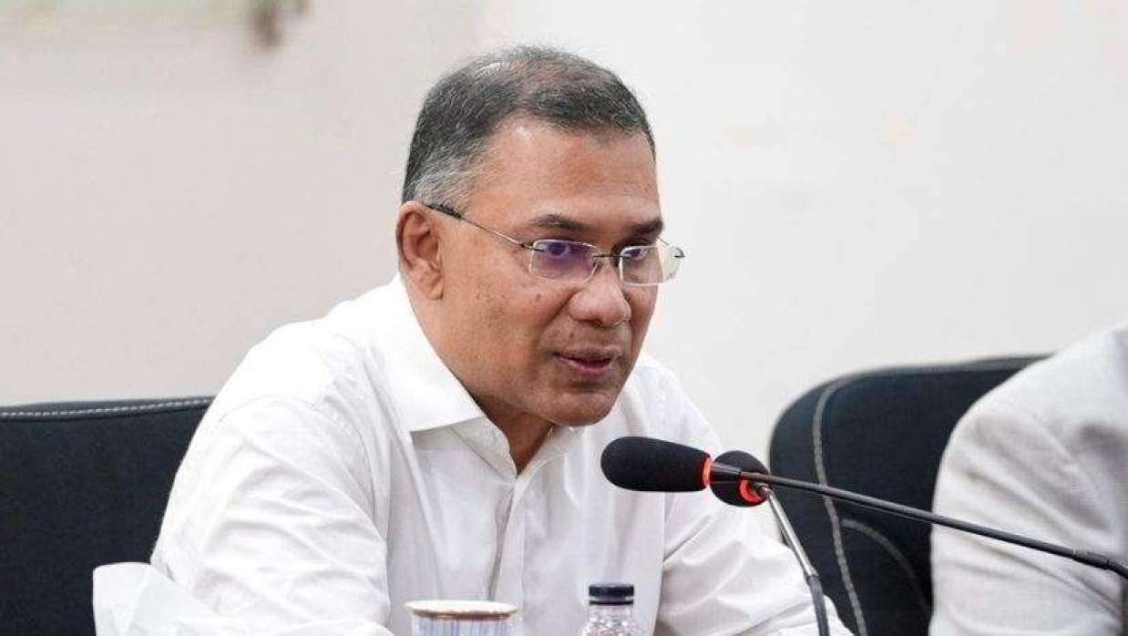 ঢাকা বিশ্ববিদ্যালয়ে শিক্ষার্থীদের সঙ্গে মতবিনিময়কালে প্রধানমন্ত্রী