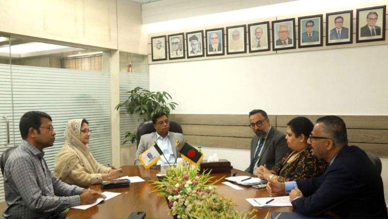 ইউজিসি চেয়ারম্যানের সঙ্গে অস্ট্রেলিয়ান হাই কমিশনের সৌজন্য সাক্ষাৎ