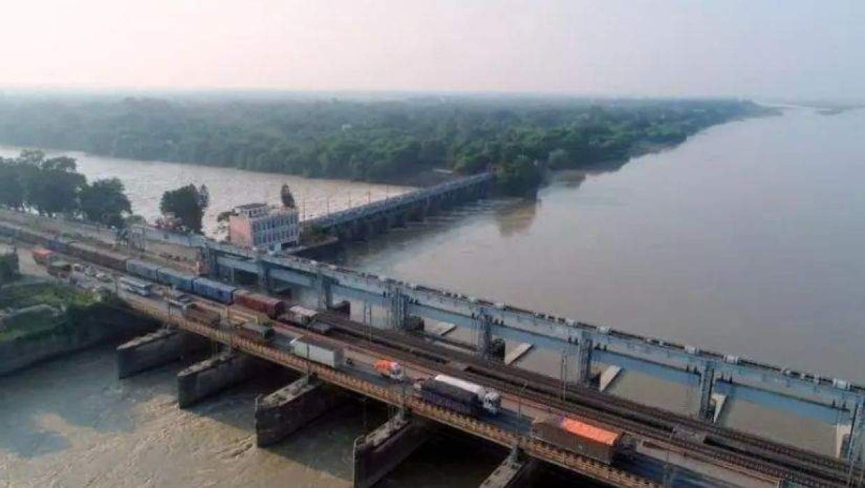  ফারাক্কা বাঁধ