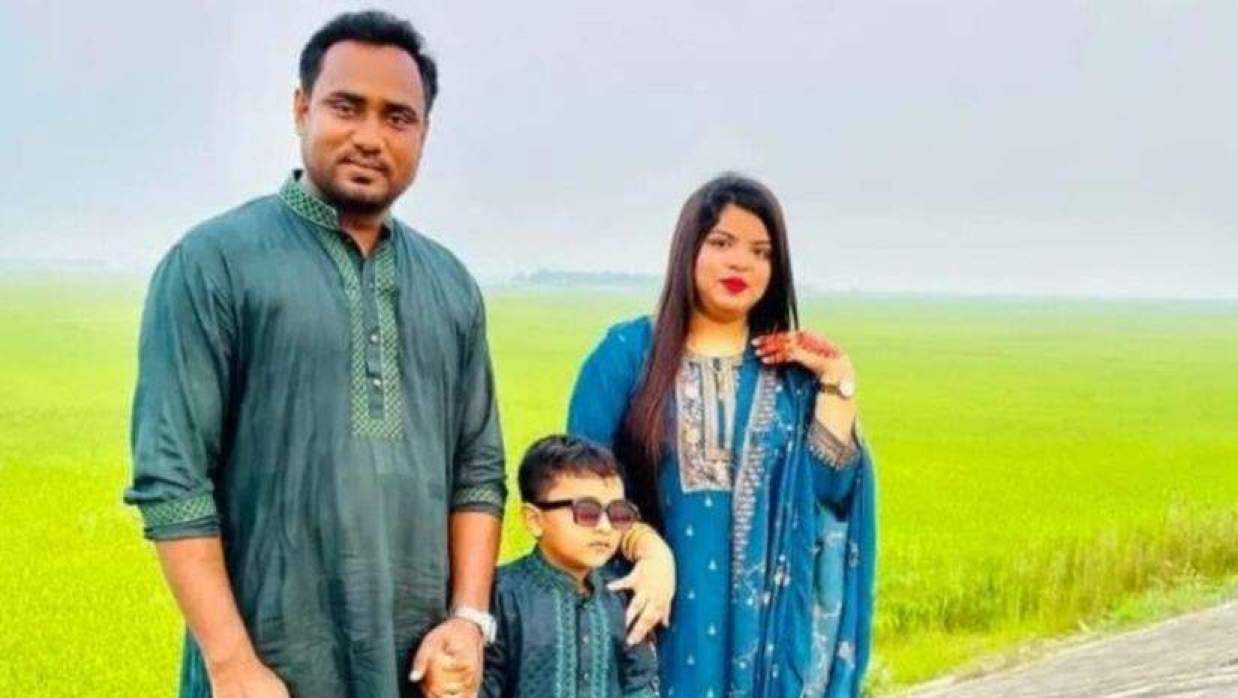 সড়ক দুর্ঘটনায় নিহত একই পরিবারের তিনজন