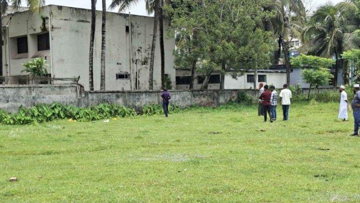 বরগুনা শহরের খোলা মাঠ