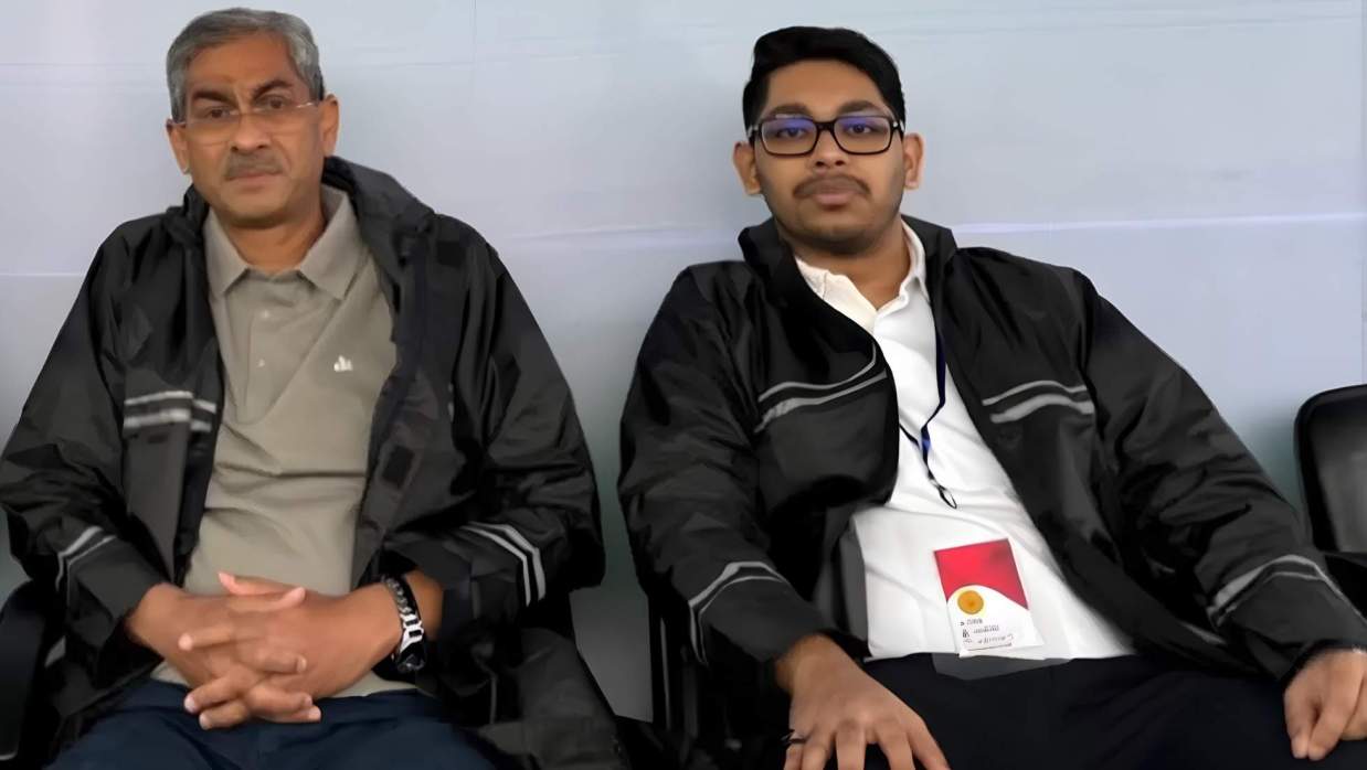 মো. শহীদ উদ্দিন চৌধুরী এ্যানি ও তার ছেলে সারিয়ান চৌধুরী