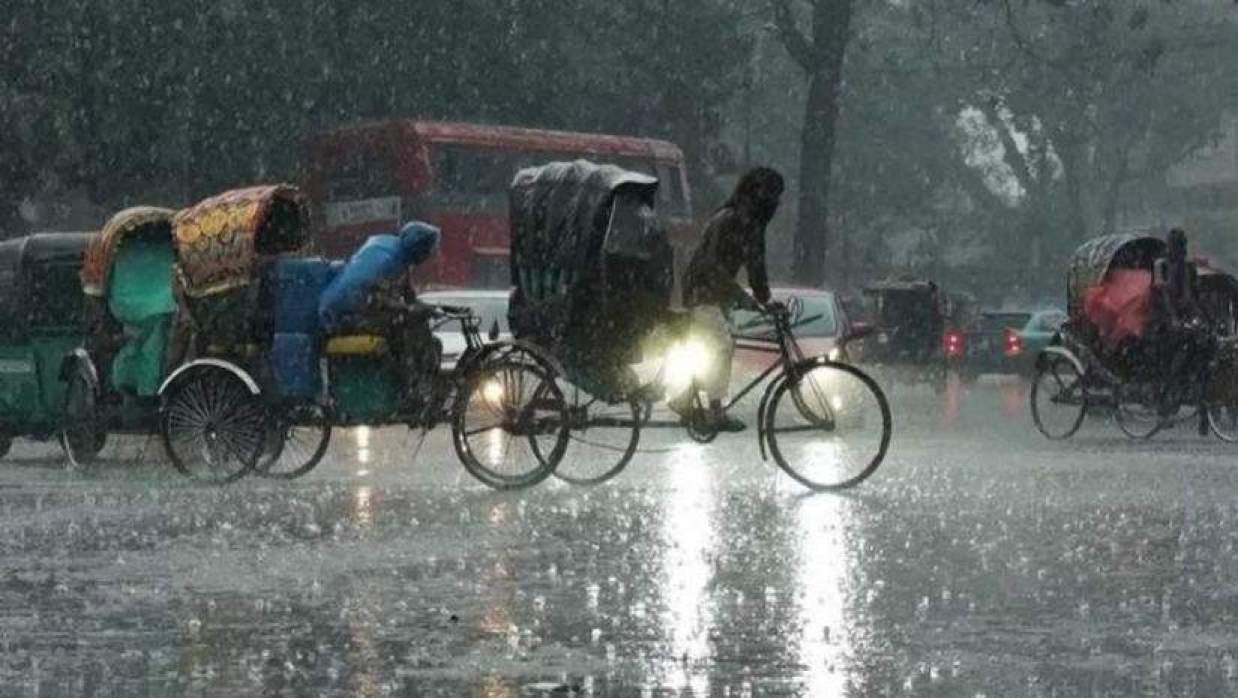 সকাল ১০টার মধ্যে ঝড়-বৃষ্টি হতে পারে ঢাকাসহ ১৬ জেলায়
