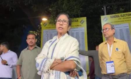 পশ্চিমবঙ্গে ইভিএমে কারচুপির অভিযোগ মমতা ব্যানার্জীর, তৃণমূল ও বিজেপির পাল্টাপাল্টি বিক্ষোভ