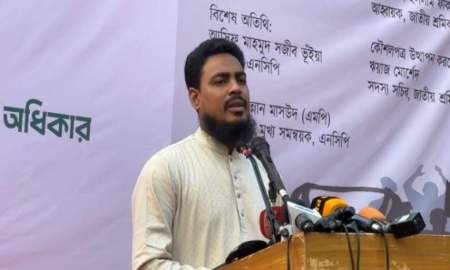 লুটেরাদের হাতে ব্যাংক ফিরিয়ে দিলে বেশি ক্ষতিগ্রস্ত হবে শ্রমিকরা: আখতার